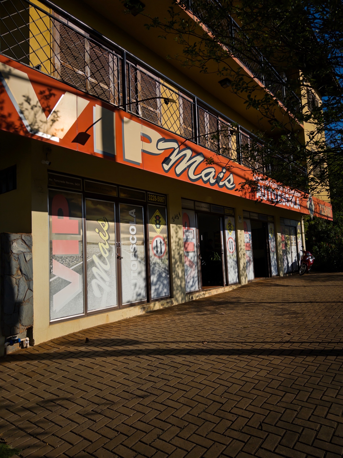 Nossa fachada